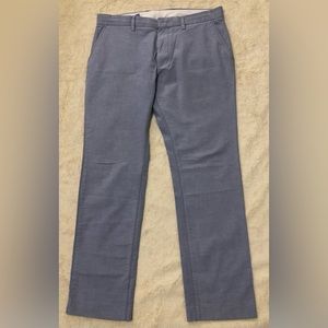 Pants for men size 32x30 brand Old Navy, color blue.